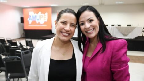 em-serra,-a-pergunta-da-vez-e-se-marcia-participara-da-filiacao-de-raquel-ao-psd