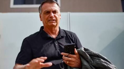 bolsonaro-diz-que-petistas-sao-“feias”-e-“incomiveis”