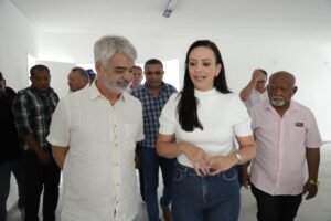 prefeita-de-serra-talhada-parabeniza-humberto-costa-pela-presidencia-interina-do-pt