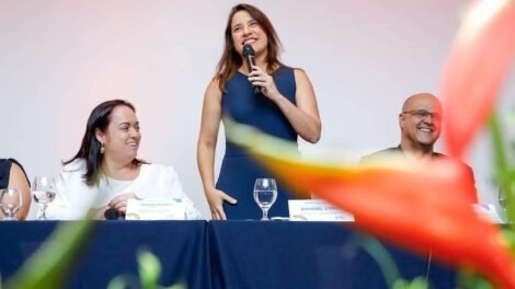 raquel-lyra-se-filia-ao-psd-em-evento-com-liderancas-nacionais-e-locais