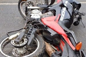 acidente-na-br-232,-deixa-motociclista-ferido-em-serra-talhada