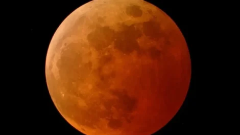 lua-de-sangue-visivel-no-brasil,-primeiro-eclipse-lunar-acontece-sexta(14)