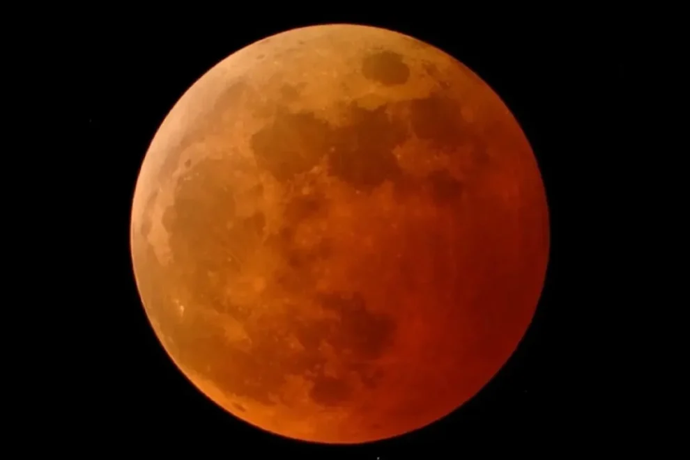 lua-de-sangue-visivel-no-brasil,-primeiro-eclipse-lunar-acontece-sexta(14)