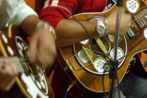 em-sao-jose-do-egito,-festival-de-violeiros-foi-adiado-por-causa-da-chuva