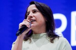 escola-de-samba-unidos-do-viradouro-recebe-quase-r$-3-milhoes-do-governo-raquel-lyra