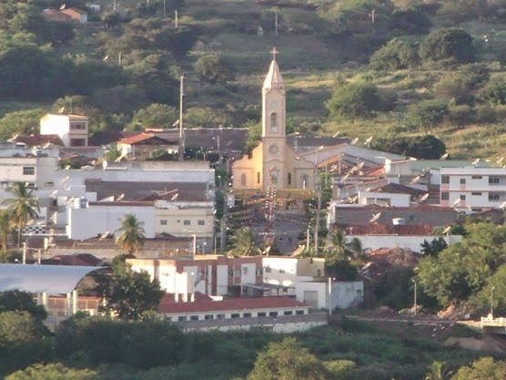 prefeitura-de-carnaiba-diz-que-ja-retomou-distribuicao-de-leites-especiais