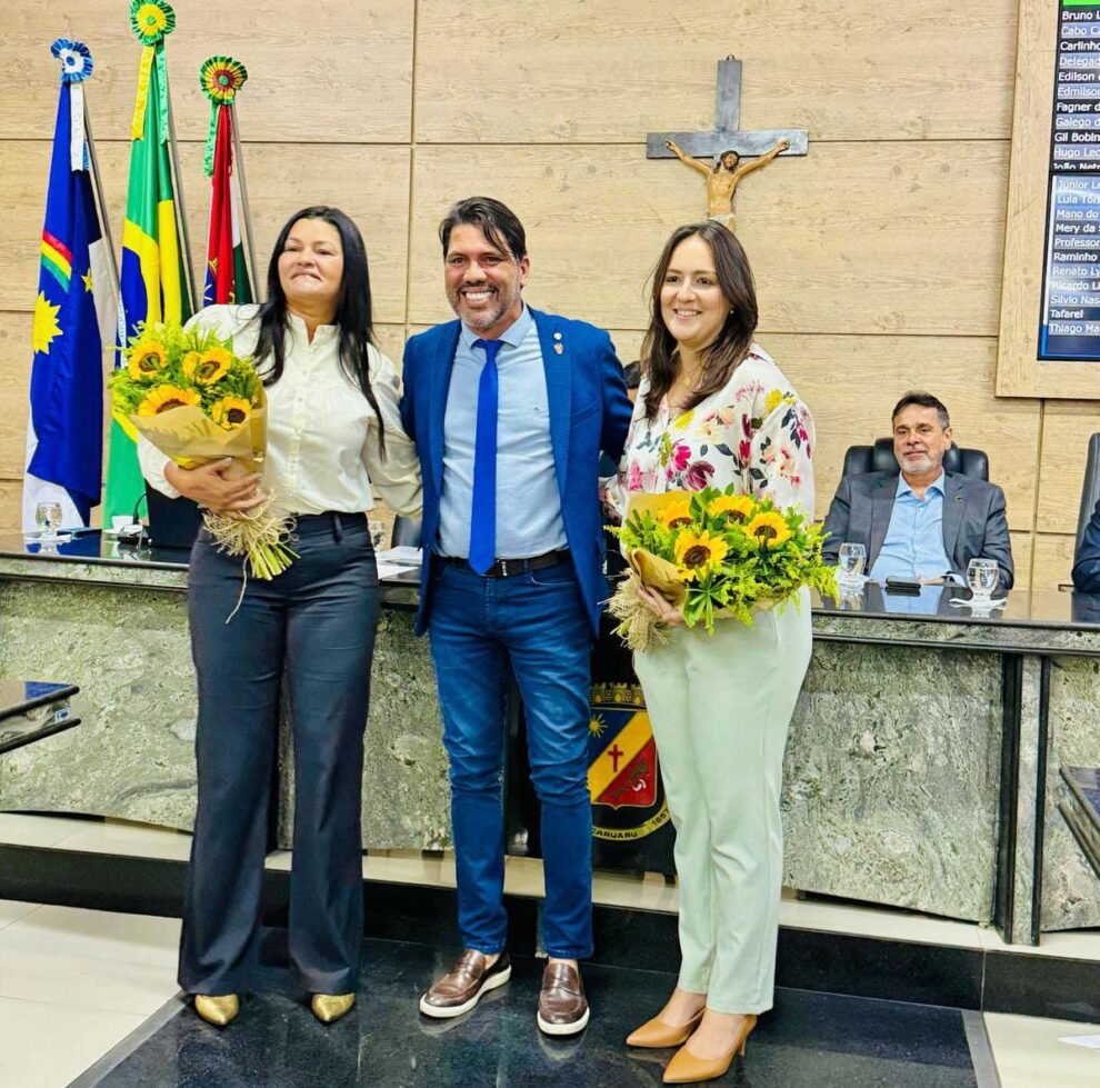 vereador-junior-letal-homenageia-o-dia-internacional-da-mulher-na-camara-de-caruaru