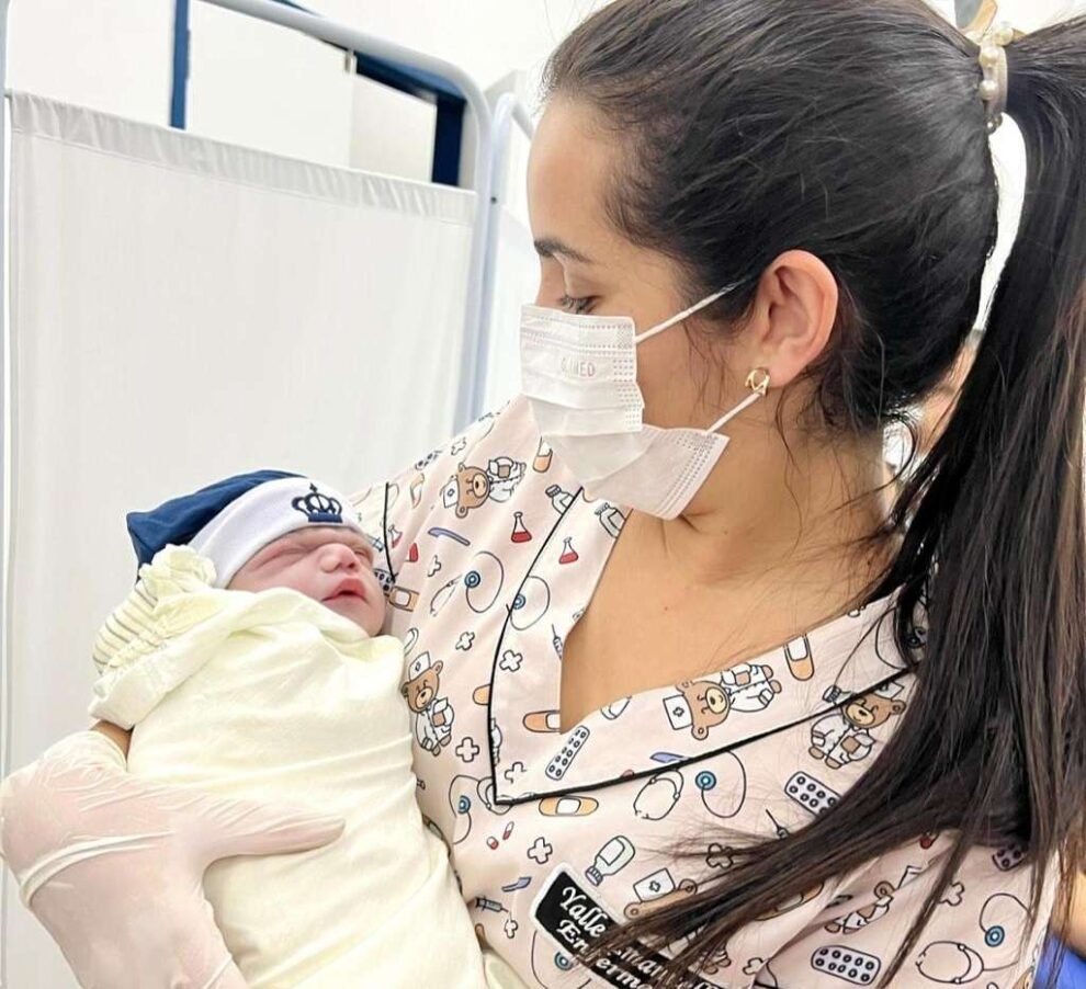 governo-de-flores-celebra-o-nascimento-de-mais-uma-crianca-no-hospital-genesio-francisco-xavier