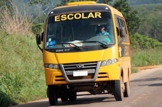 tce-pe-julga-regular-com-ressalvas-auditoria-sobre-transporte-escolar-em-arcoverde