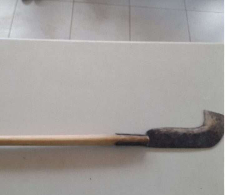 homem-e-detido-com-foice-apos-ameacar-matar-neto-em-serra-talhada