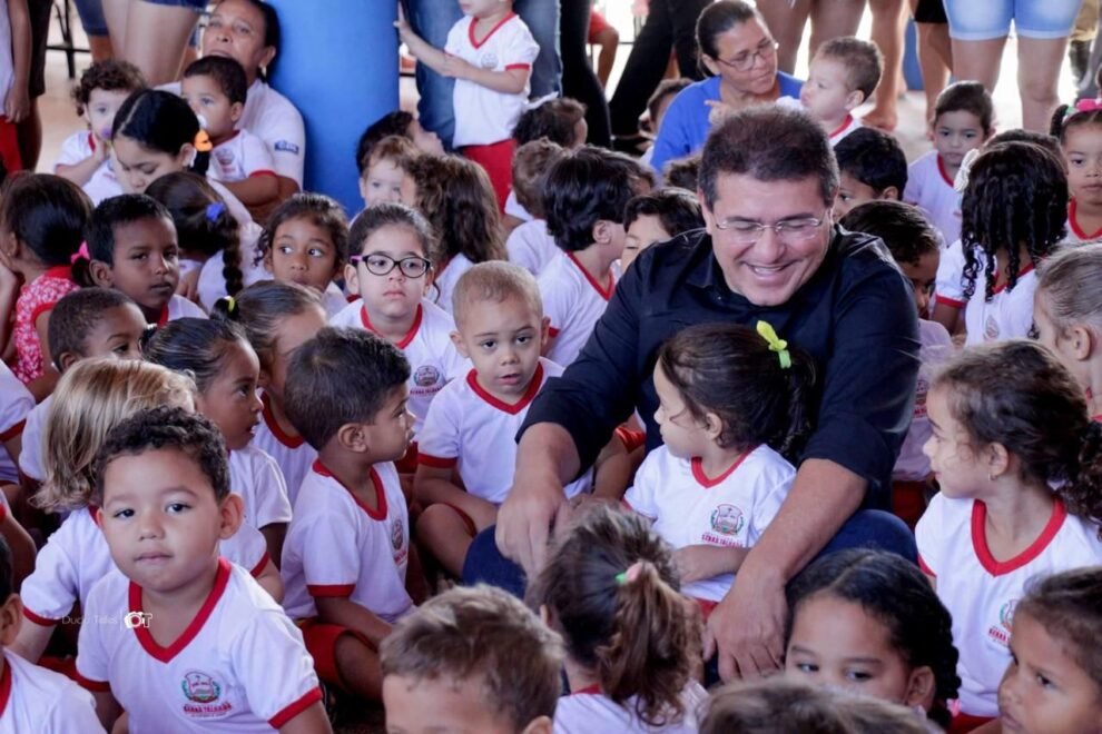 duque-relembra-avancos-da-sua-gestao-na-educacao-de-serra-talhada