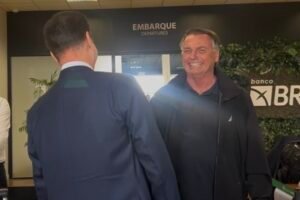 pouco-depois-de-raquel-se-aliar-a-psd,-bolsonaro-diz-que-“kassab-esta-com-ele”