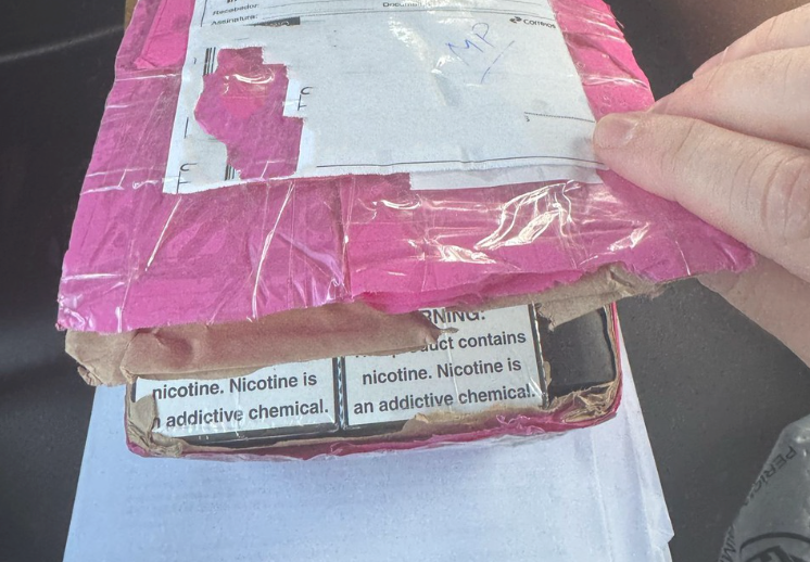 jovem-e-preso-por-contrabando-de-vapes-em-gravata