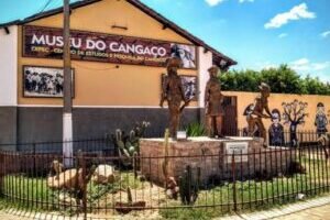 grupo-de-xaxado-cabras-de-lampiao-realiza-curta-temporada-no-museu-do-cangaco