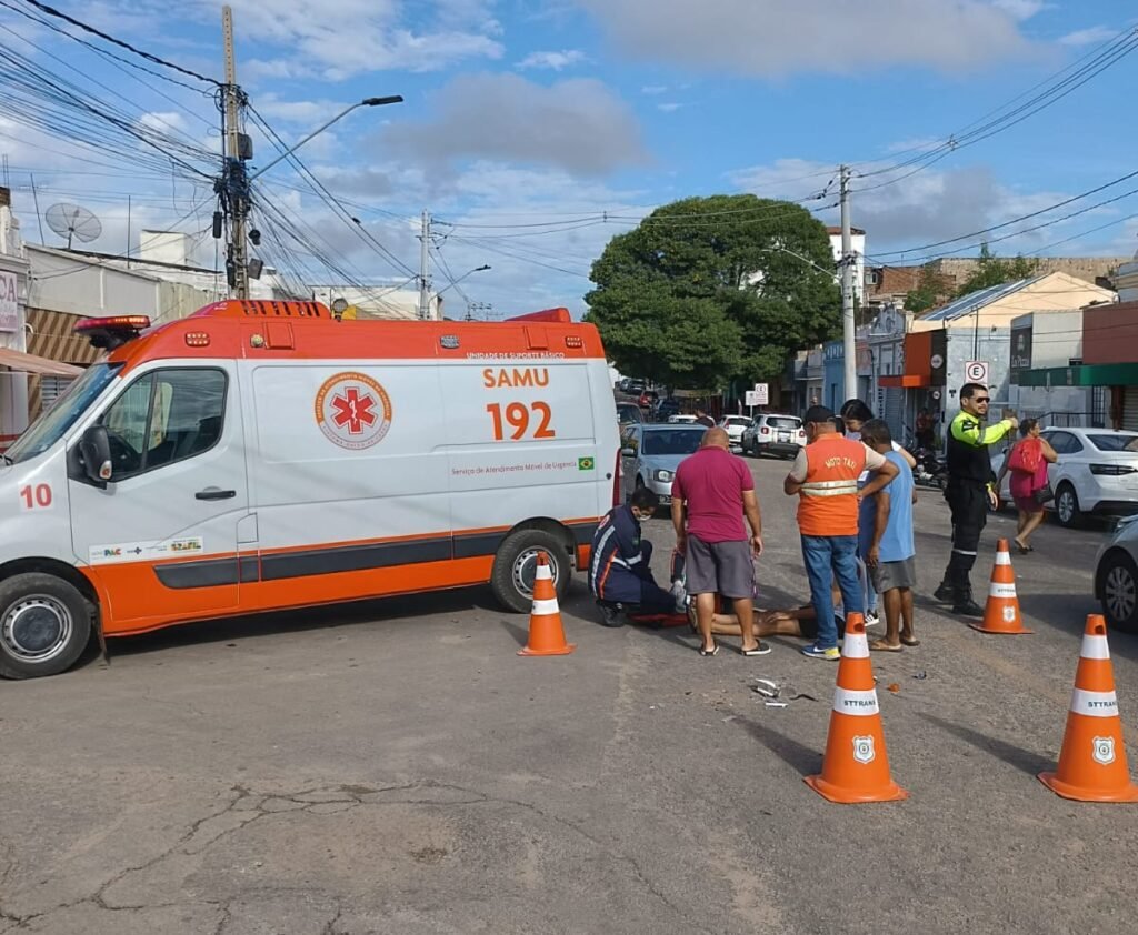 colisao-no-centro-de-st-deixa-homem-ferido;-falta-sinalizacao-no-local