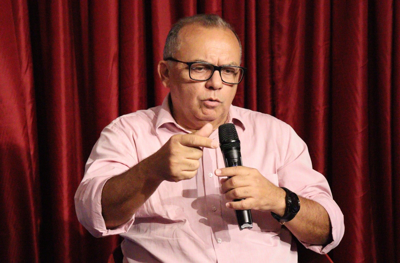 janio-carvalho-abre-as-contas-da-previdencia:-“com-marcia,-tudo-mudou”