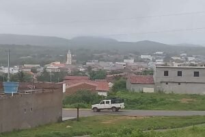 dia-de-sao-jose-amanhece-com-chuvas-em-carnaiba