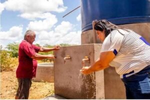 atraves-da-agricultura,-governo-de-quixaba-entrega-poco-artesiano-na-comunidade-do-barreiro