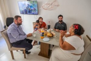 priscila-krause-visita-familia-beneficiada-pelo-morar-bem-pe