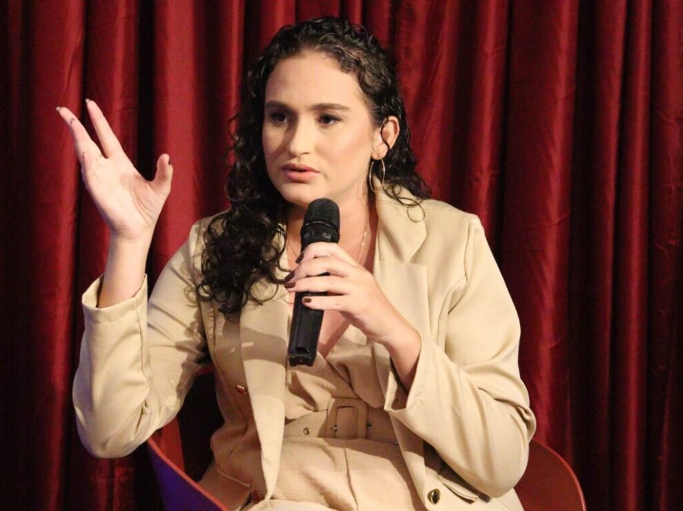 advogada-tira-duvidas-e-esclarece-direitos-do-consumidor-em-st