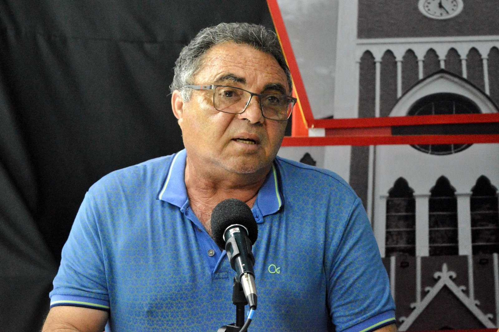 vereador-cobra-respostas-para-criancas-que-andam-5km-ate-a-escola-em-st