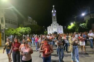 paroquia-de-carnaiba-realiza-3a-via-sacra