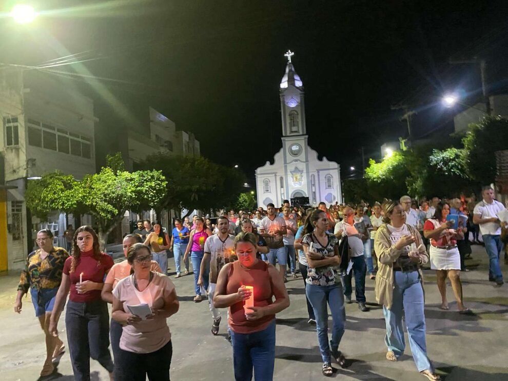 paroquia-de-carnaiba-realiza-3a-via-sacra