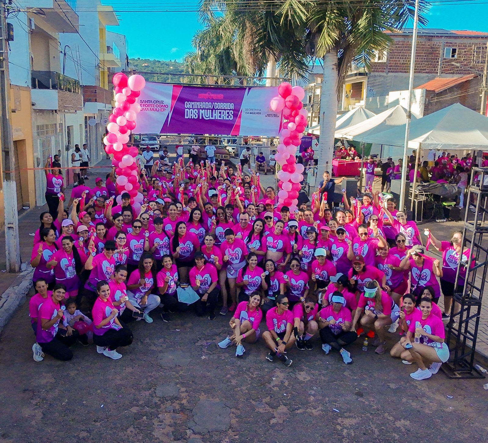 corrida-das-mulheres-reune-centenas-em-santa-cruz-da-baixa-verde