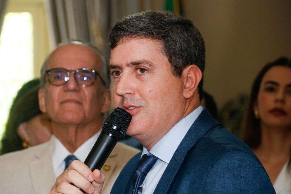 posse-de-manuca-celebra-entrada-do-avante-no-governo-estadual:-“presente-que-demos-a-raquel”