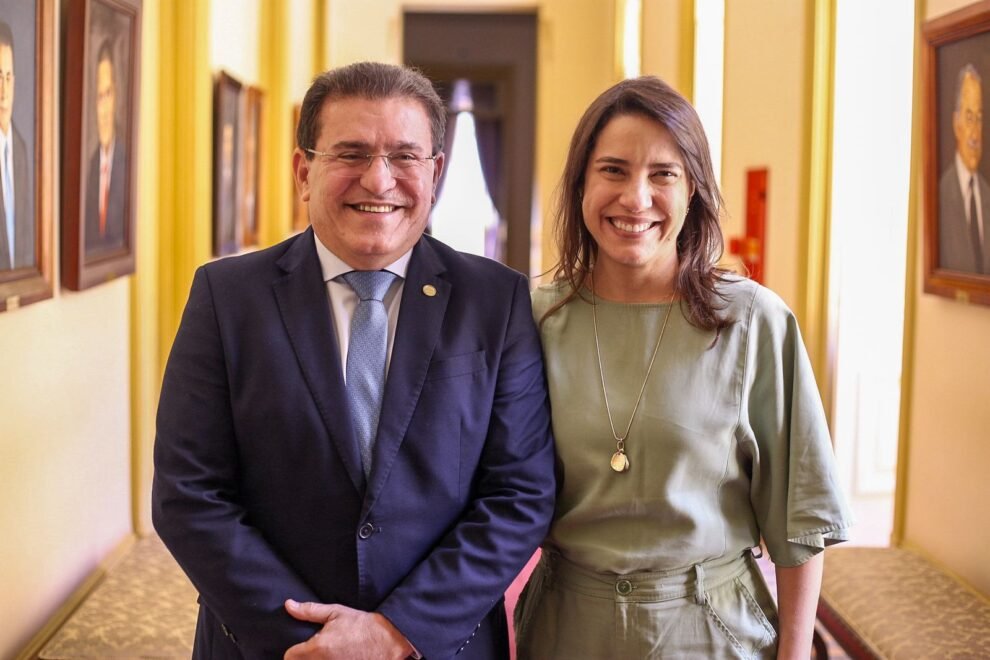 duque-agradece-e-comemora-novo-equipamento-de-saude-para-st