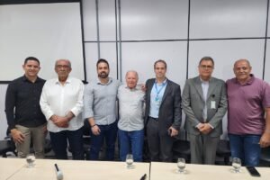 prefeito-de-iguaracy-participou-de-audiencia-publica-sobre-ppp-de-iluminacao