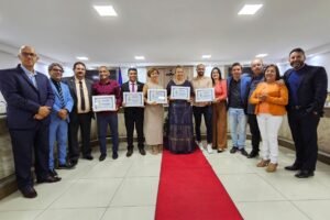 camara-de-arcoverde-entrega-titulos-de-cidadao-e-retoma-sexta-feira-cultural
