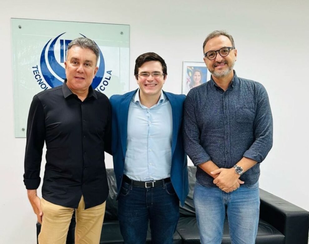 fredson-brito-se-reune-com-presidente-do-ipa