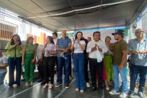 marcia-comemora-entrega-de-mercado-publico-e-exalta-uniao-do-grupo