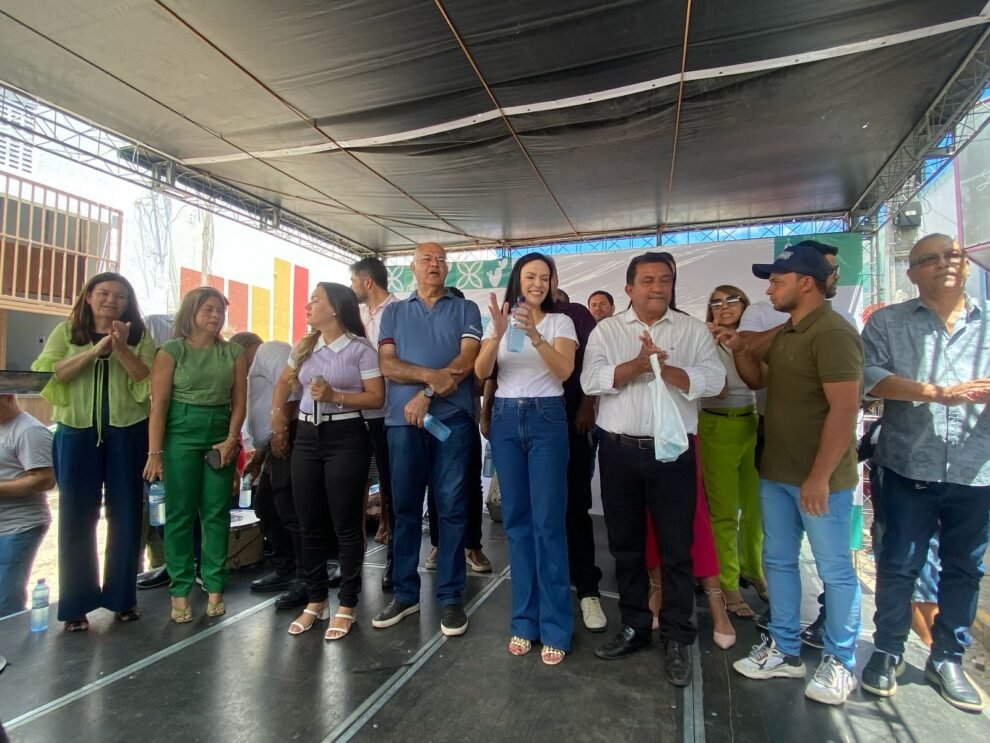 marcia-comemora-entrega-de-mercado-publico-e-exalta-uniao-do-grupo