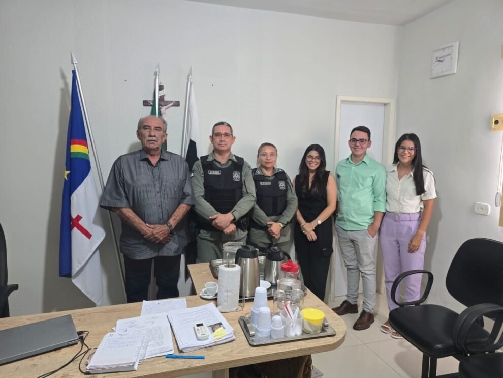 cimpajeu-discute-acoes-contra-a-violencia-domestica-em-reuniao-com-a-patrulha-maria-da-penha