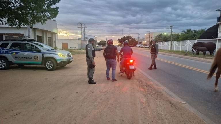 afogados-volta-a-ter-blitz-policiais-nas-ruas-da-cidade