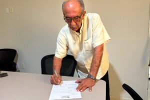 ingazeira:-luciano-torres-assina-ordem-de-servico-para-construcao-de-portal-e-passeio-urbano