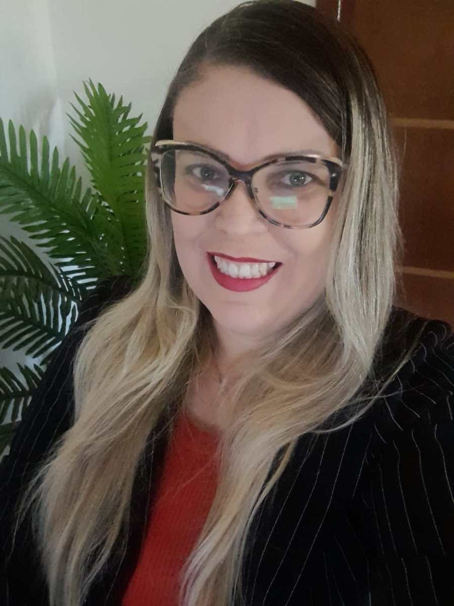 tabirense-e-aprovada-em-mestrado-e-conquista-titulo-em-direito-constitucional