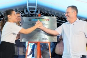 raquel-lyra-e-zeca-cavalcanti-entregam-requalificacao-da-pe-220