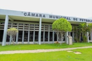 pt-de-petrolina-repudia-homenagem-da-camara-a-bolsonaro:-“afronta-a-democracia”
