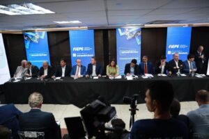 desenvolvimento-do-interior-e-debatido-na-fiepe-e-serra-talhada-esta-no-rol