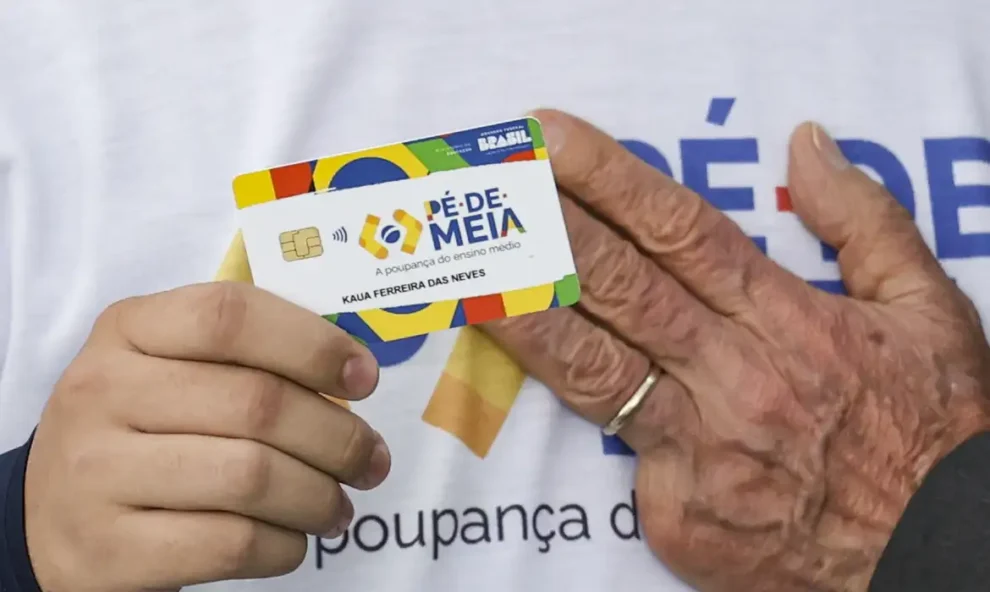 pe-de-meia:-alunos-nascidos-em-novembro-e-dezembro-recebem-1a-parcela