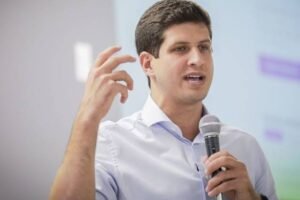 joao-campos-tem-mais-cargos-comissionados-que-todo-o-governo-do-estado-de-pernambuco