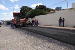 prefeitura-de-tabira-inicia-asfaltamento-da-rua-jose-maria-em-parceria-com-a-codevasf
