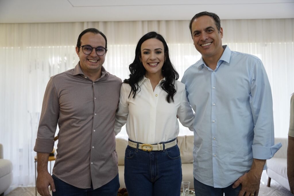 encontro-entre-marcia-e-paulo-camara-em-st-atica-bastidores