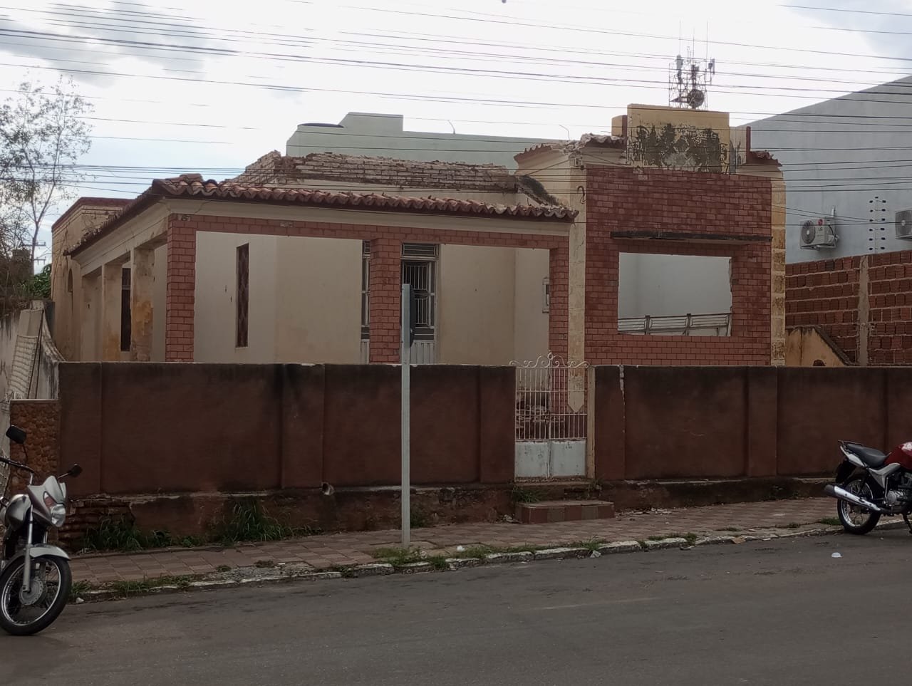 instituto-repudia-destruicao-de-parte-da-historia-de-serra-talhada