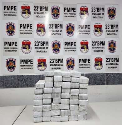 policia-prende-em-carnaiba-pe,-traficante-com-51-tabletes-de-maconha