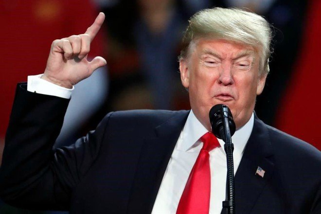 suprema-corte-dos-eua-bloqueia-temporariamente-trump-de-deportar-venezuelanos