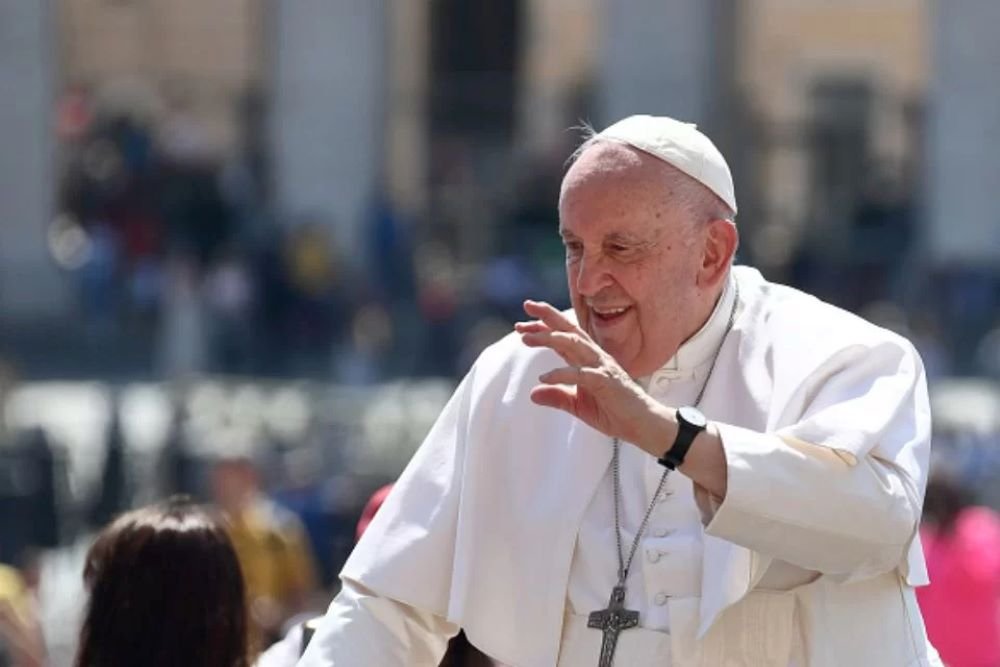 luciano-e-marcia-conrado-emitem-nota-de-pesar-apos-morte-do-papa-francisco